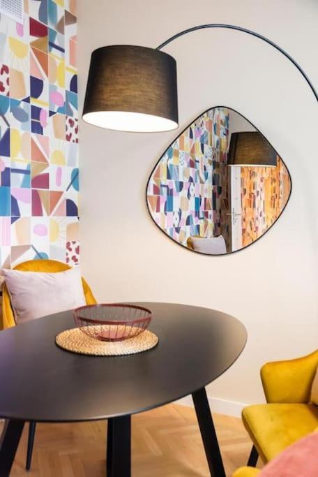 Eclectic City Apartment Near Old Town Varsóvia Exterior foto